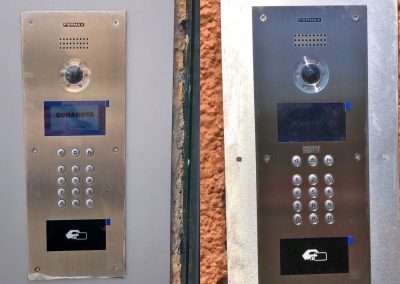 Renovación de videoportero comunitario con tecnología Fermax Meet IP en Bona Nova y Raco Bello Alicante
